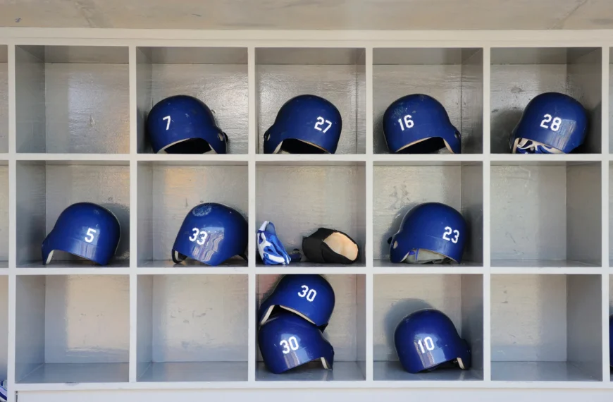5 Best Baseball Helmets for Maximum Safety | Head to Head